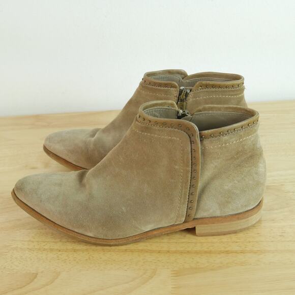 Italeau Miralda Suede Studded Ankle Bootie 37 1/2 US 7 Boho Western Italy Luxury - Picture 7 of 15